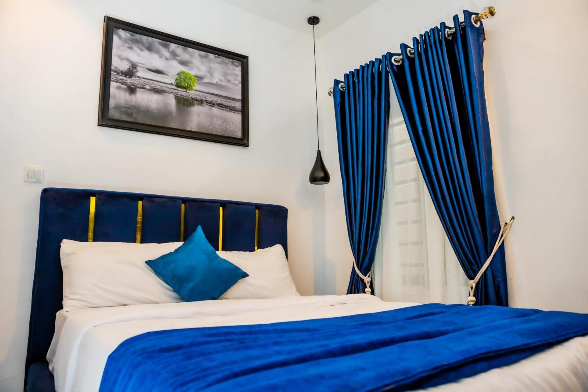 El Elyon Hotel And Suites Лагос Экстерьер фото